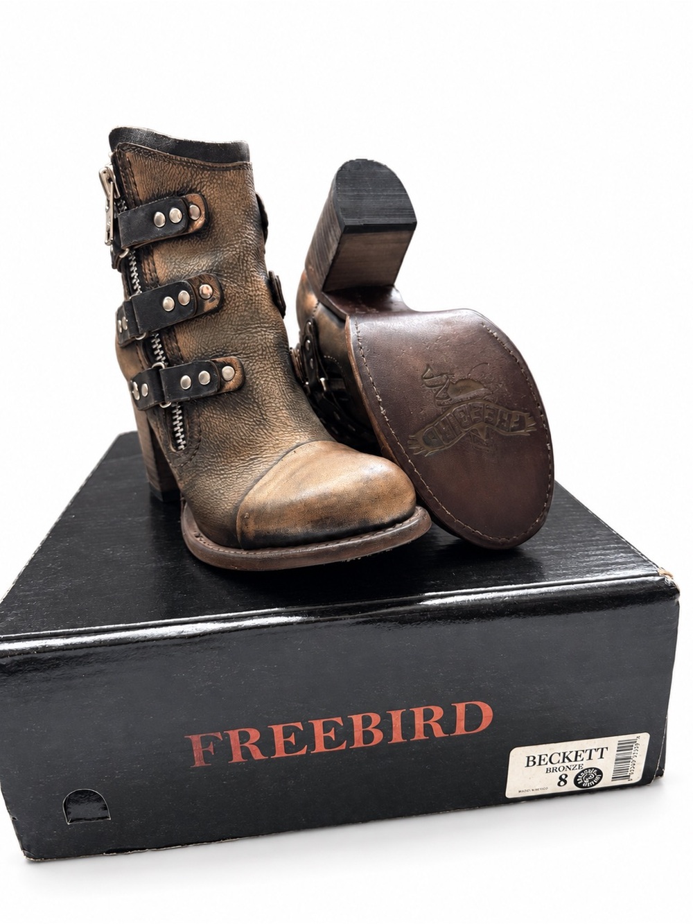Freebird Beckett Bronze Leather Studded Booties Size 8 NEW With Box - Picture 2 of 11